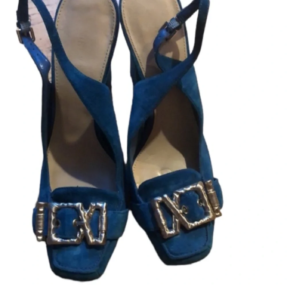 Nine West size 10 Aqua blue ,turquoise suede slingback heels platform at toe